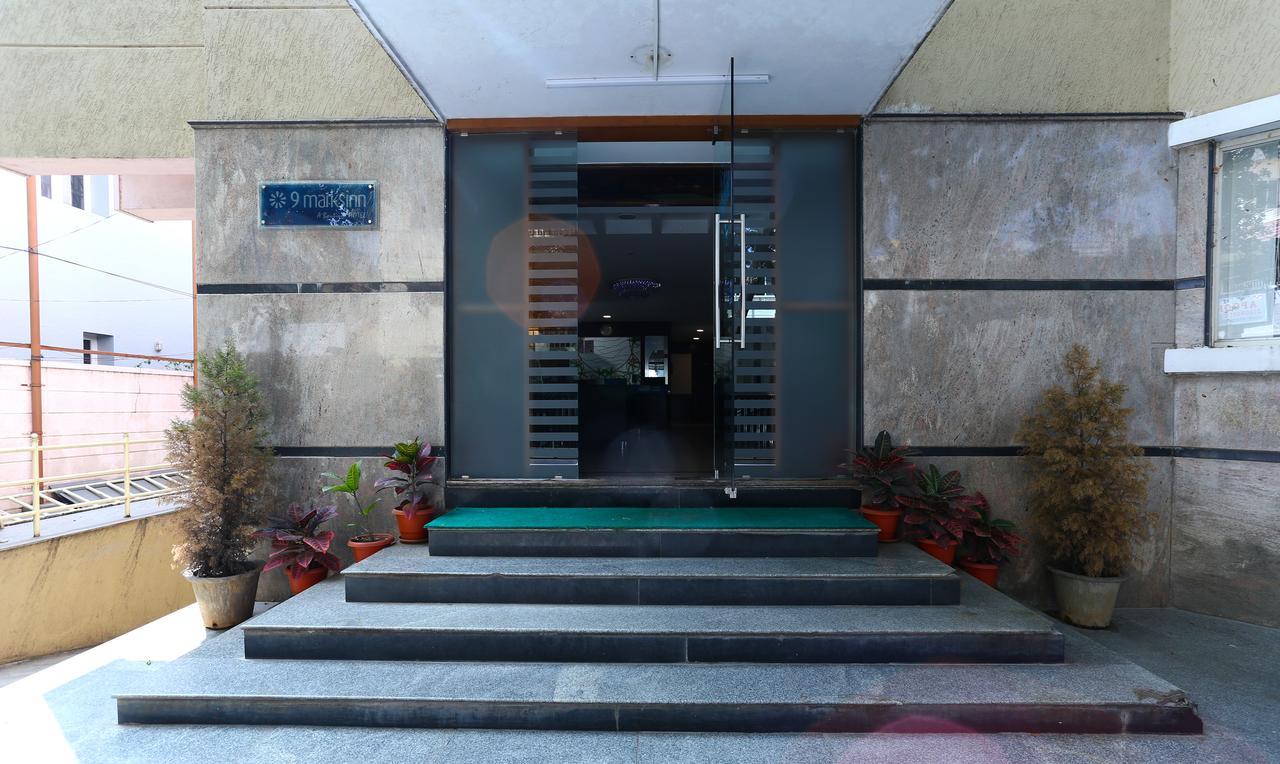 Octave Fairmont Suites Bangalore Exterior foto